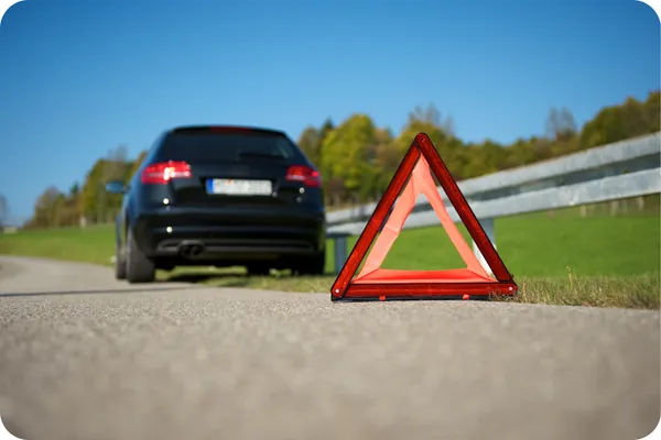 近くにガソリンスタンドがない車両の様子